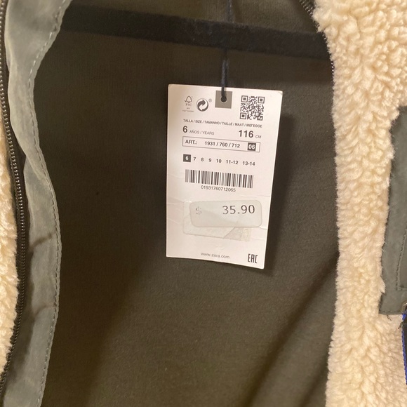 Zara’s jacket - Picture 2 of 3